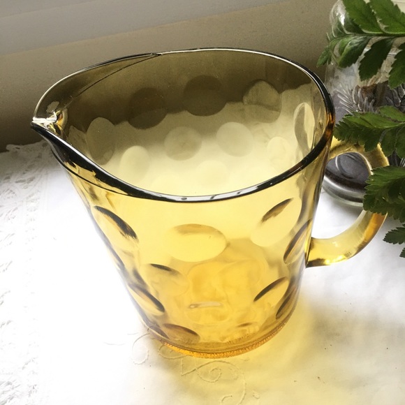 Vintage MCM amber glass pitcher - Picture 4 of 5